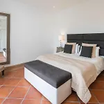 Villa Luxury Tucci In By Lovelystay *