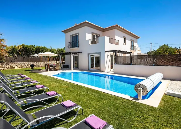 Villa Luxury Tucci In By Lovelystay *