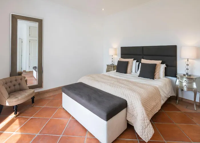 Villa Luxury Tucci In By Lovelystay *