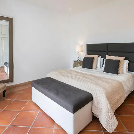 Villa Luxury Tucci In By Lovelystay *