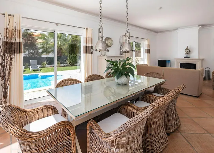 Villa Luxury Tucci In By Lovelystay *