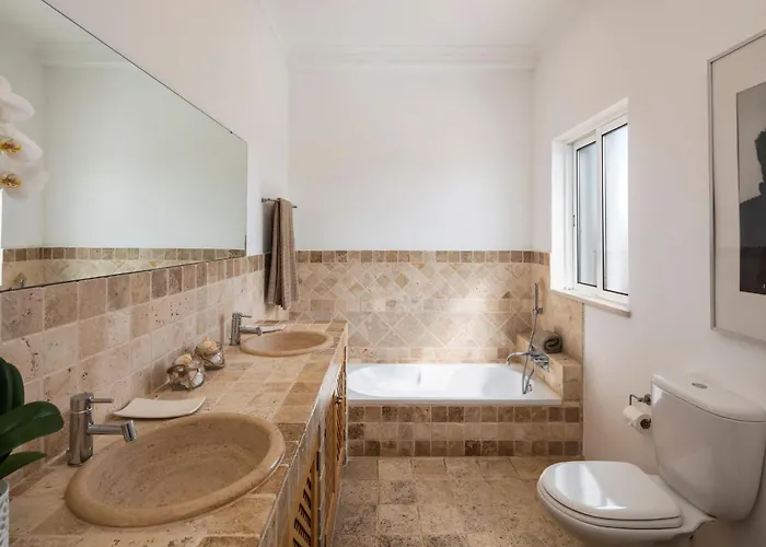 Luxury Tucci In By Lovelystay *